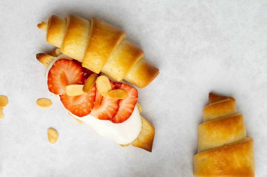 Croissants with strawberry and Greek Style